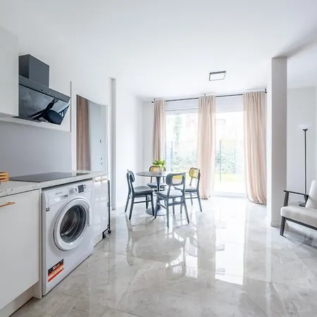 Апарт-отель Pine Living Мюнхен