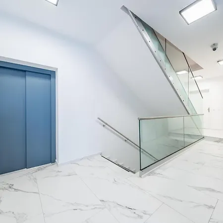 Pine Living Мюнхен