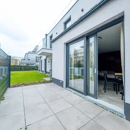 Pine Living 3* Мюнхен