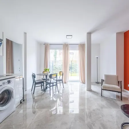 Pine Living Aparthotel