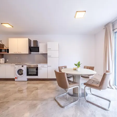 Aparthotel Pine Living München